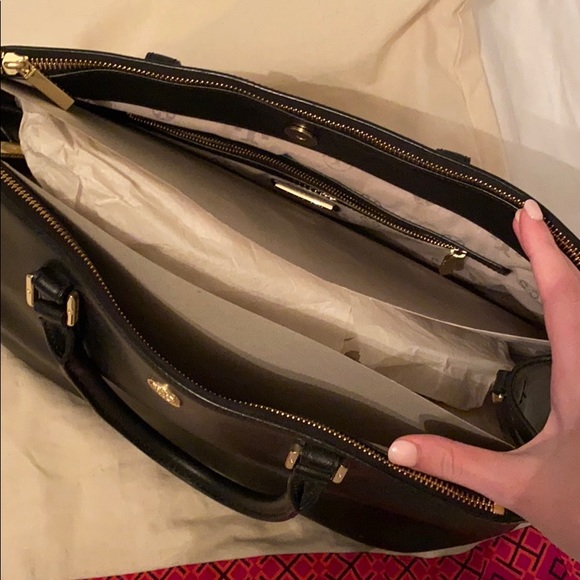 Tory Burch Robinson Double Zip Black Leather Tote - Picture 2 of 13